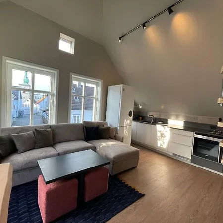 Nostalgic Nook 27 By * Stavanger